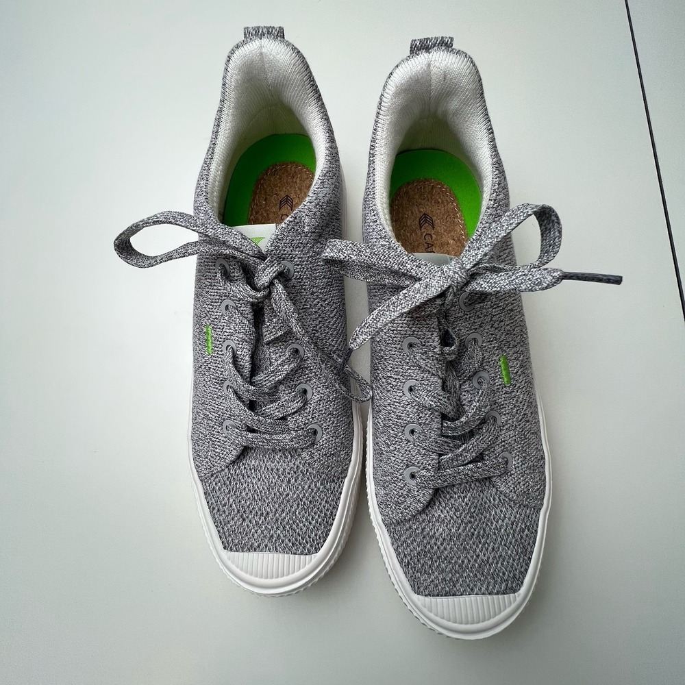 Cariuma Stone Light Grey YW‎ 300608G19W Women's Size 8 Medium